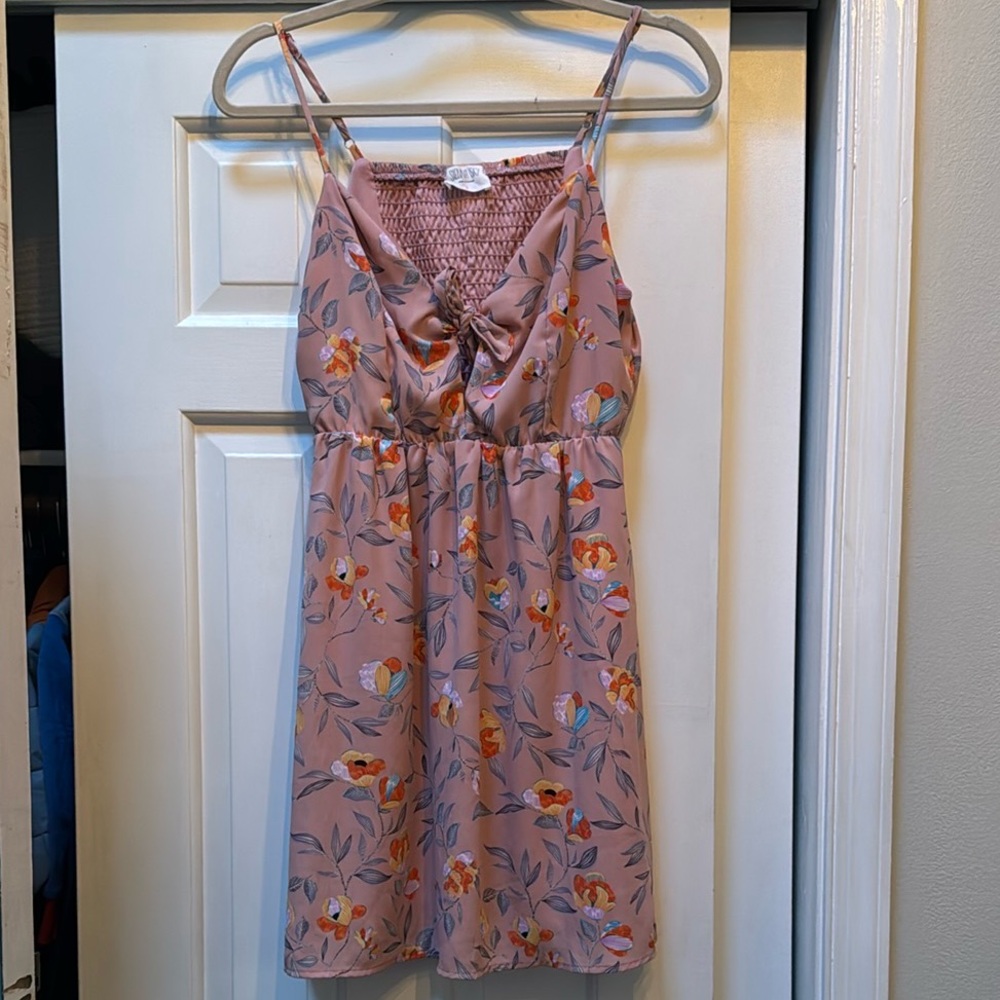 Sienna Sky Floral Pink Mauve Front Tie Bow Sundress Smocked Size Small